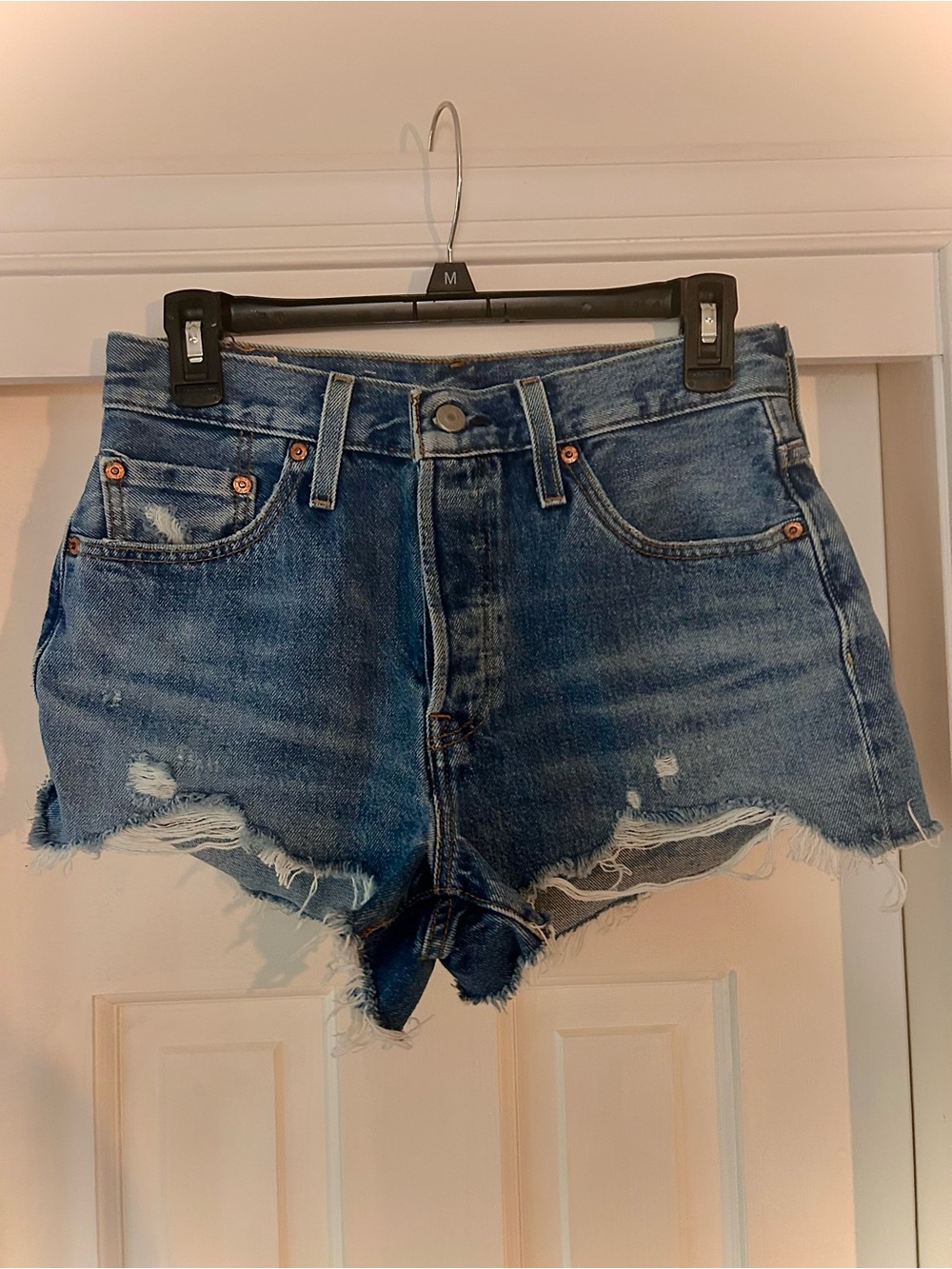 Vintage Vibe Levi's 501 Distressed Cut Off Denim Shorts - Size 28